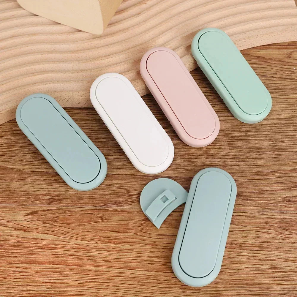 Cabinet Door Safety Latch Set Anti Pinch Baby Locks 5pcs