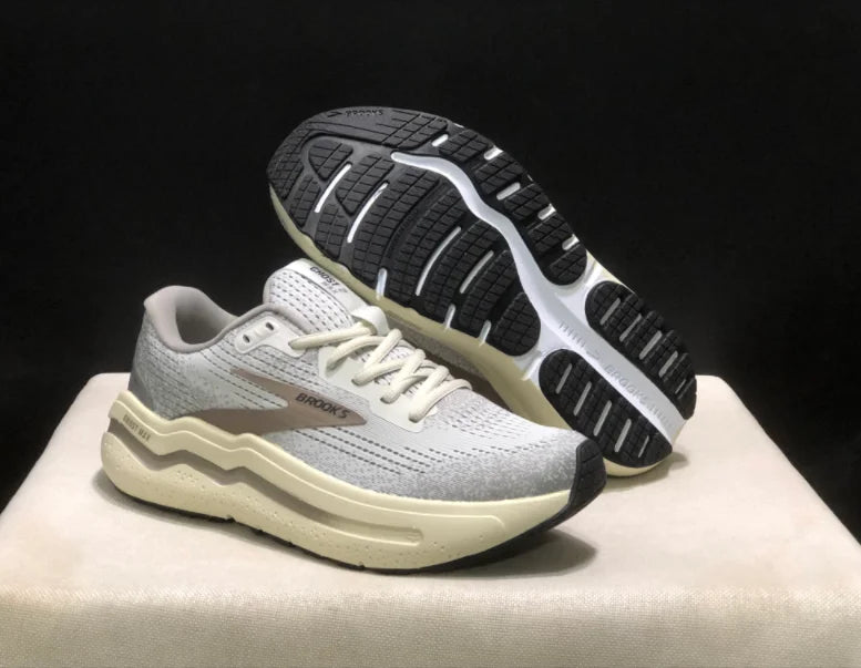 Classic Breathable Casual Running Sneakers For Men And Women