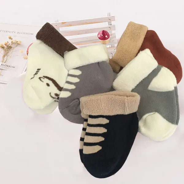 Kiddiezoom Unisex Non Skid Baby Socks 0 To 12 Months